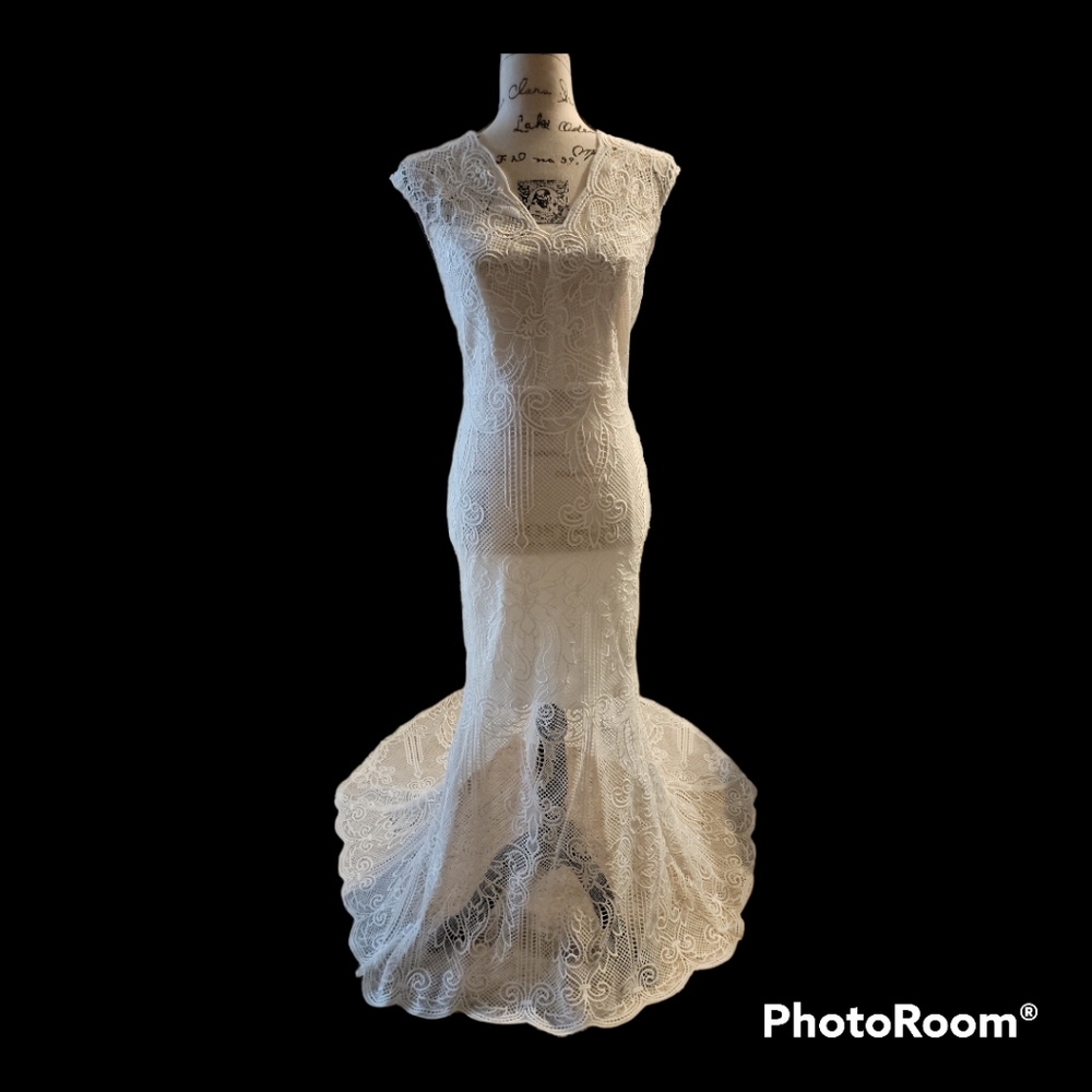 Lace Mermaid Prom/Wedding - Picture 3 of 13